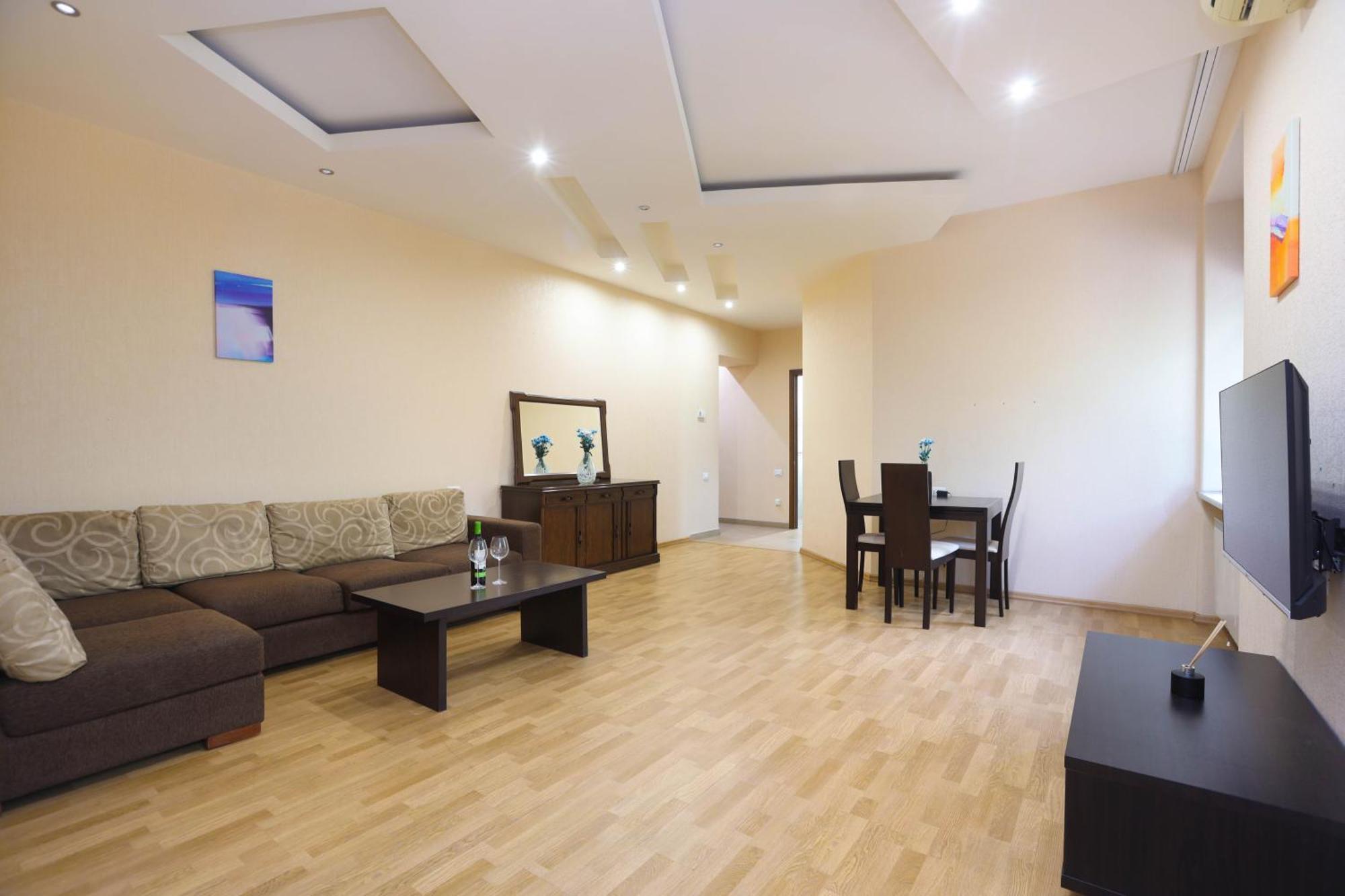 Am Apartments 5 Yerevan Ngoại thất bức ảnh
